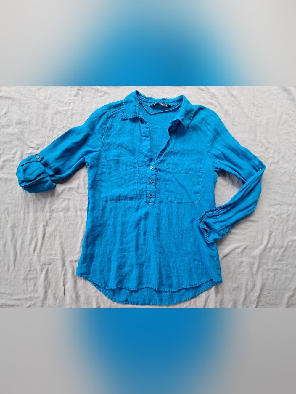 Zara Women's Vibrant Turquoise Button-Front Linen Shirt